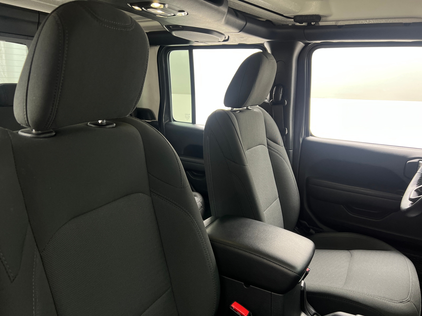 Thumbnail: 2021 Jeep Gladiator - 2