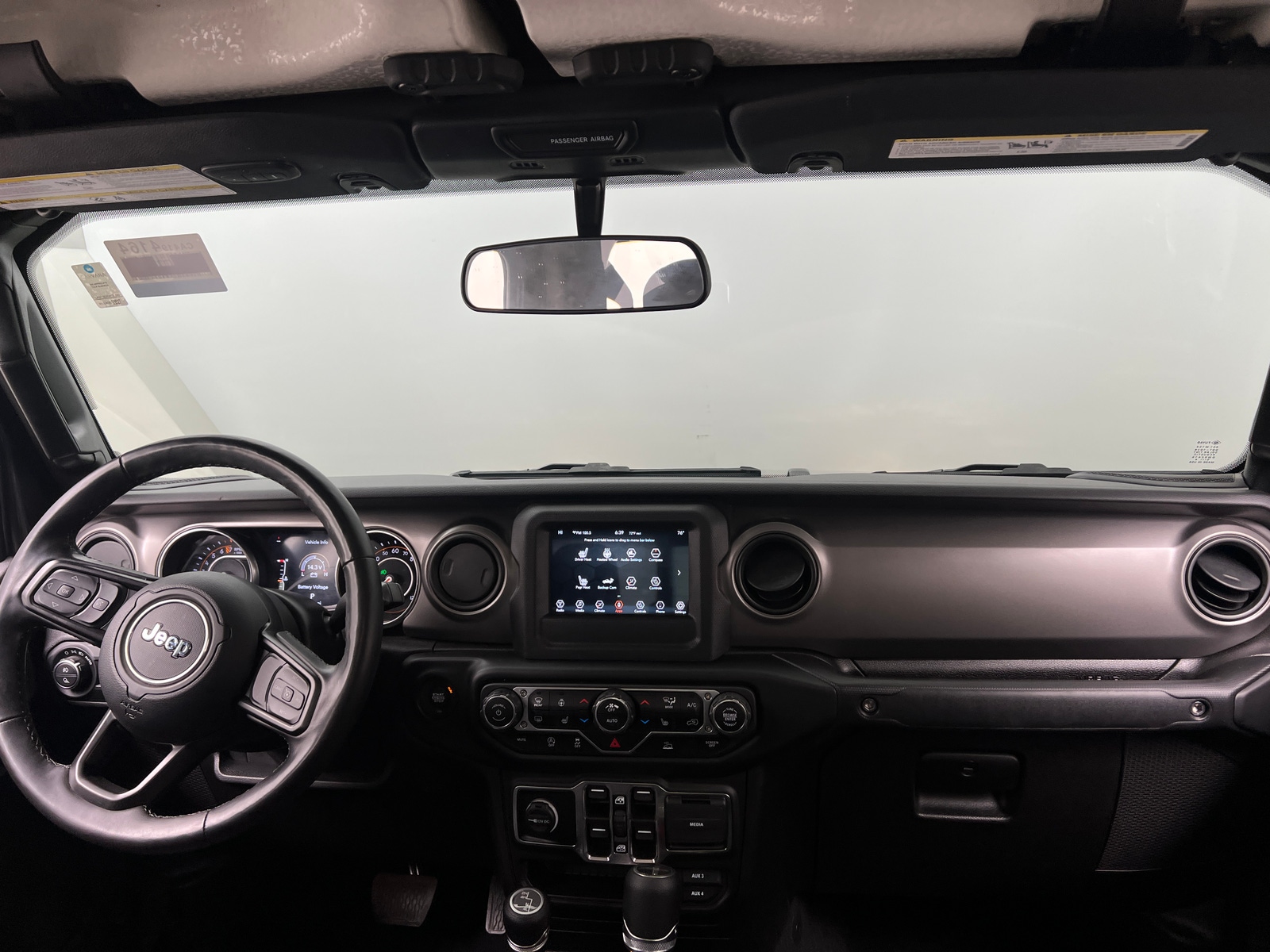 Thumbnail: 2021 Jeep Gladiator - 3