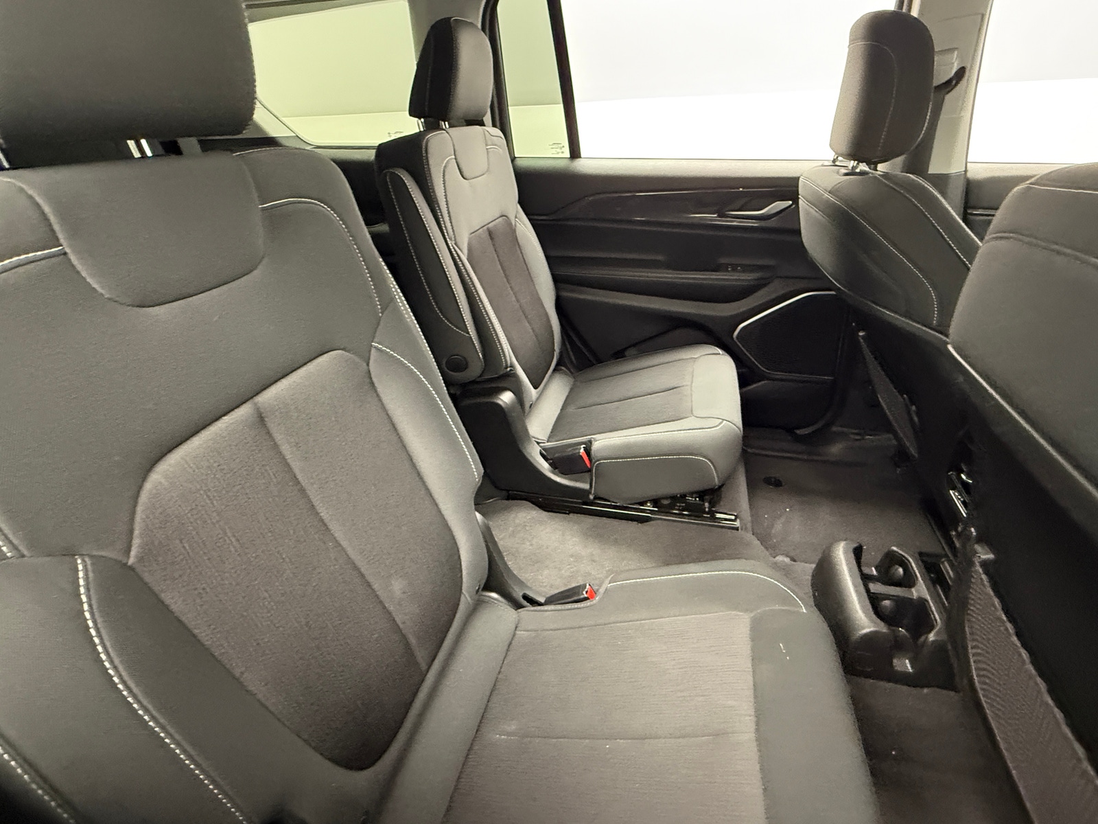 Thumbnail: 2021 Jeep Grand Cherokee L - 6