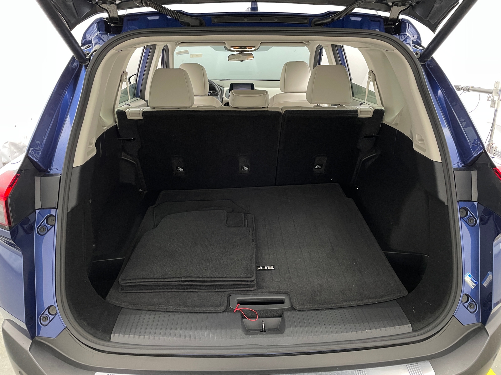 Thumbnail: 2023 Nissan Rogue - 7