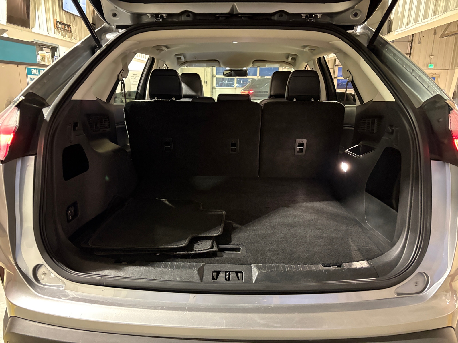 Thumbnail: 2024 Ford Edge - 6