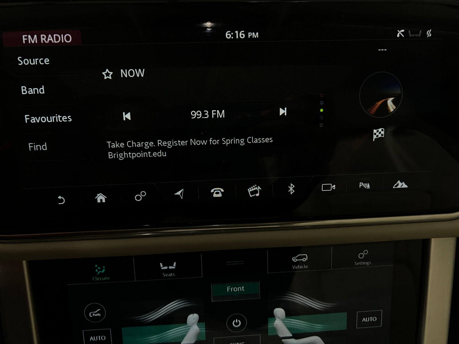 Thumbnail: 2021 Land Rover Range Rover - 3