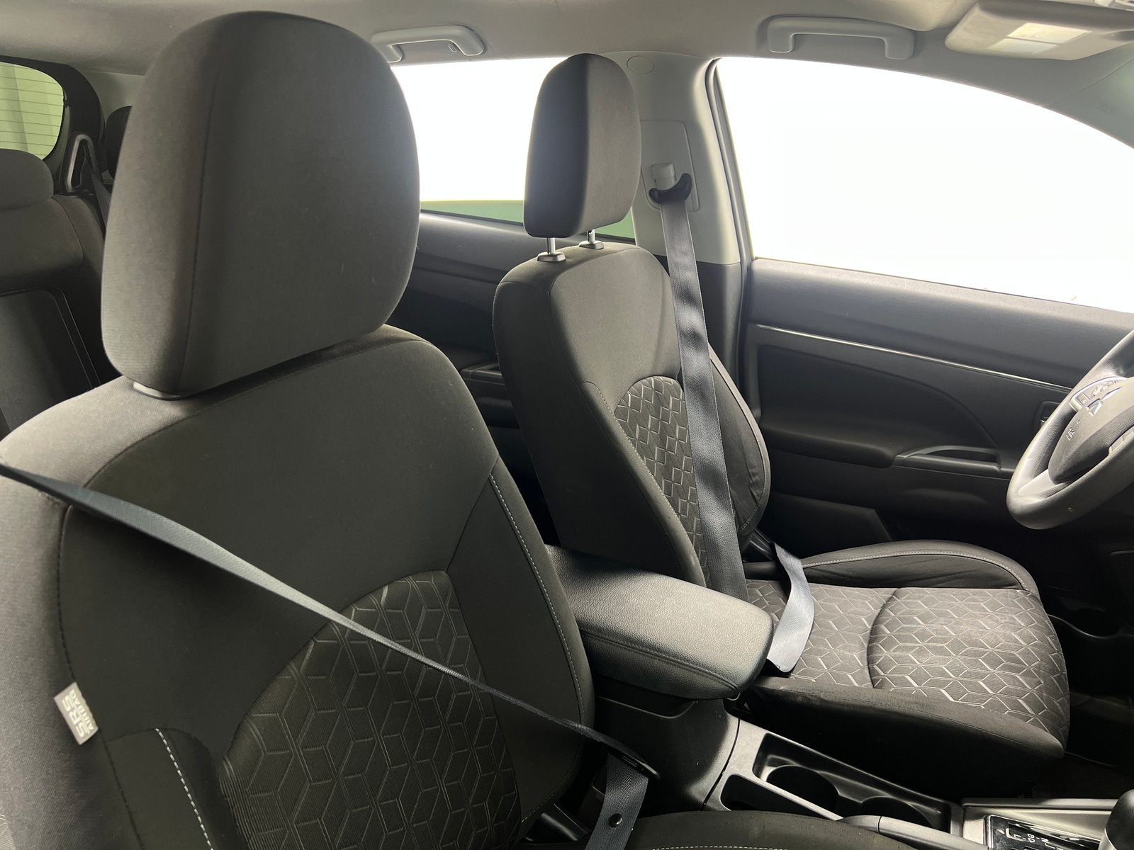 Thumbnail: 2021 Mitsubishi Outlander Sport - 2