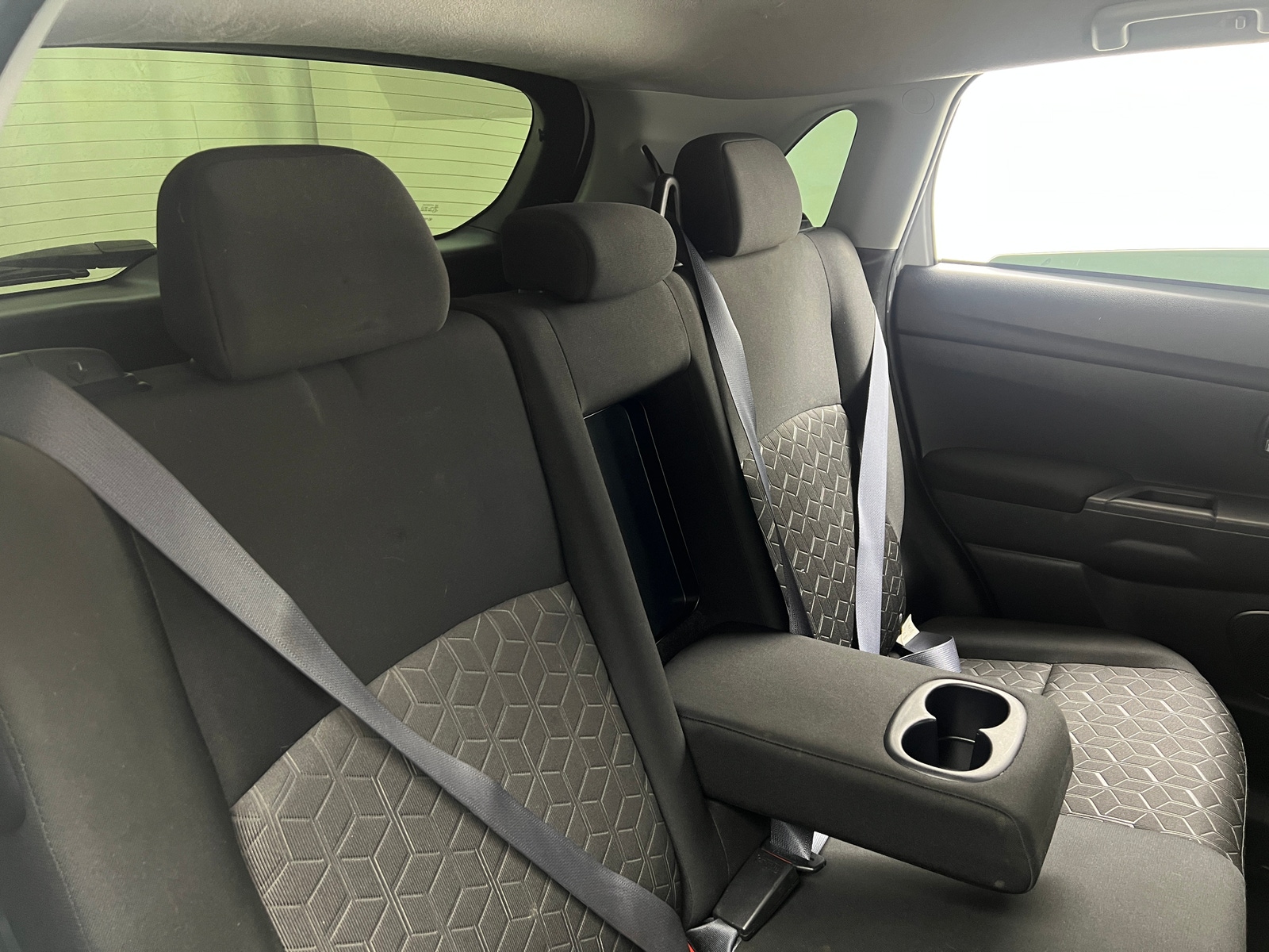 Thumbnail: 2021 Mitsubishi Outlander Sport - 6