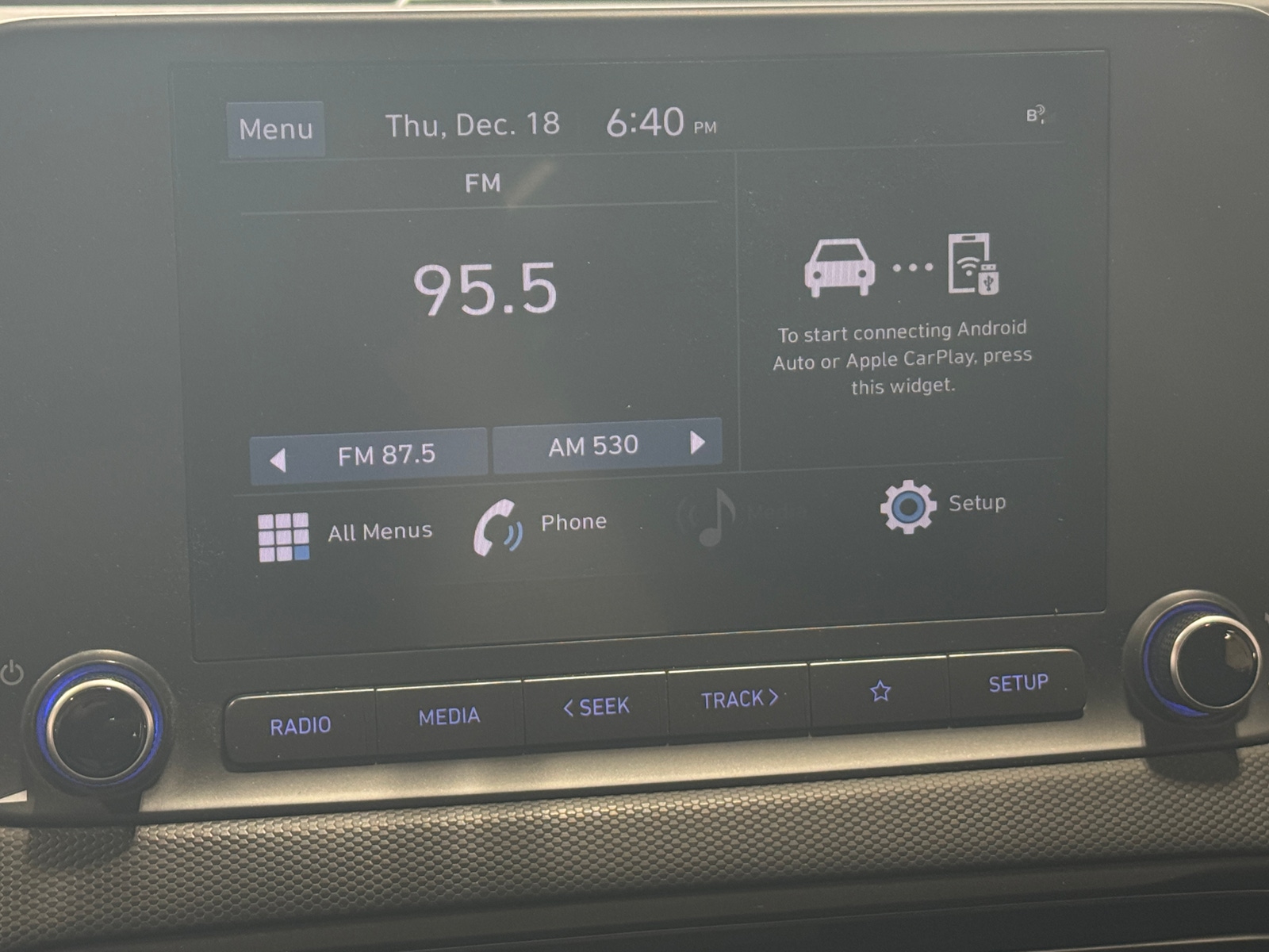 Thumbnail: 2022 Hyundai Kona - 4