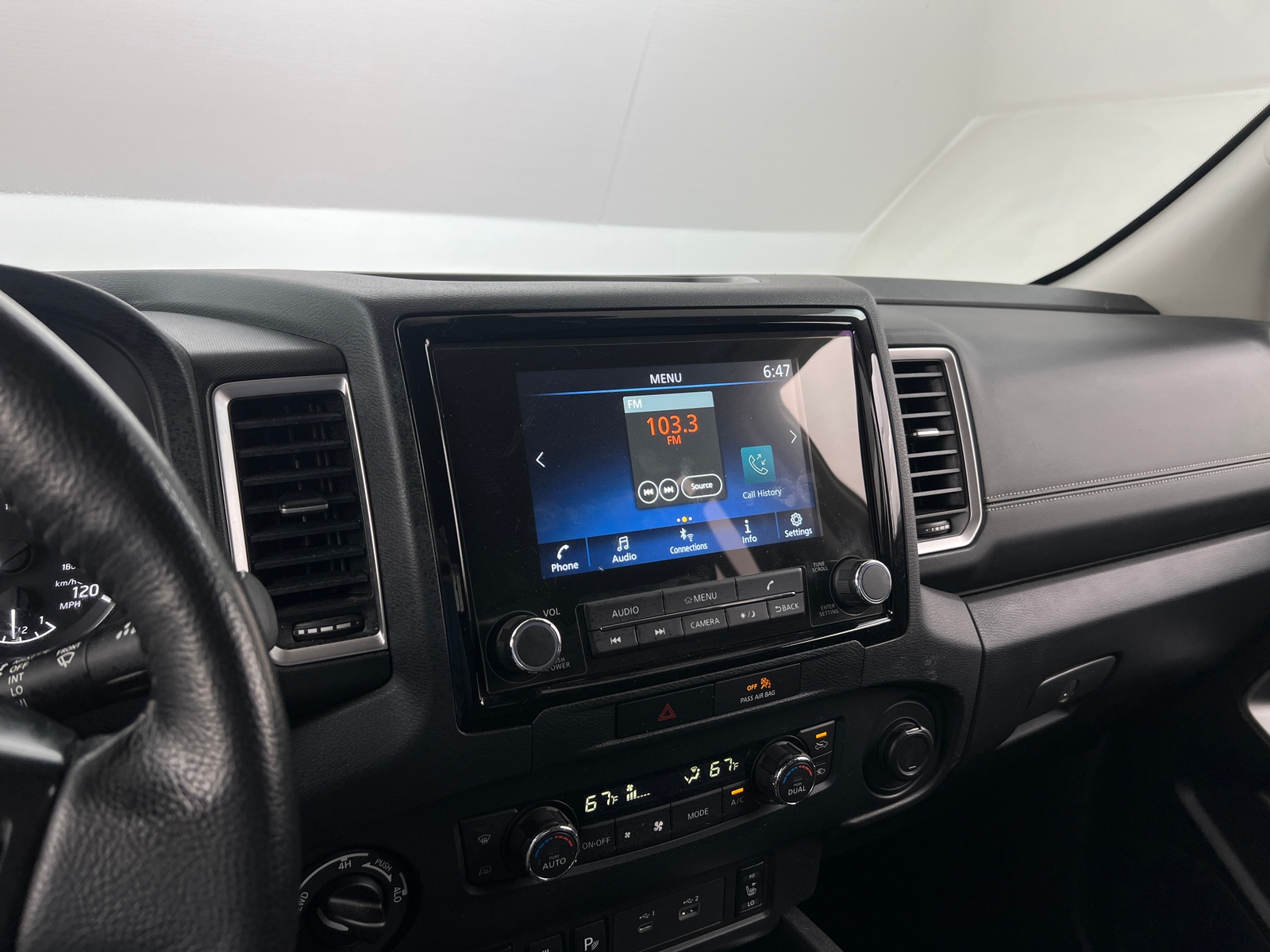 Thumbnail: 2022 Nissan Frontier - 4