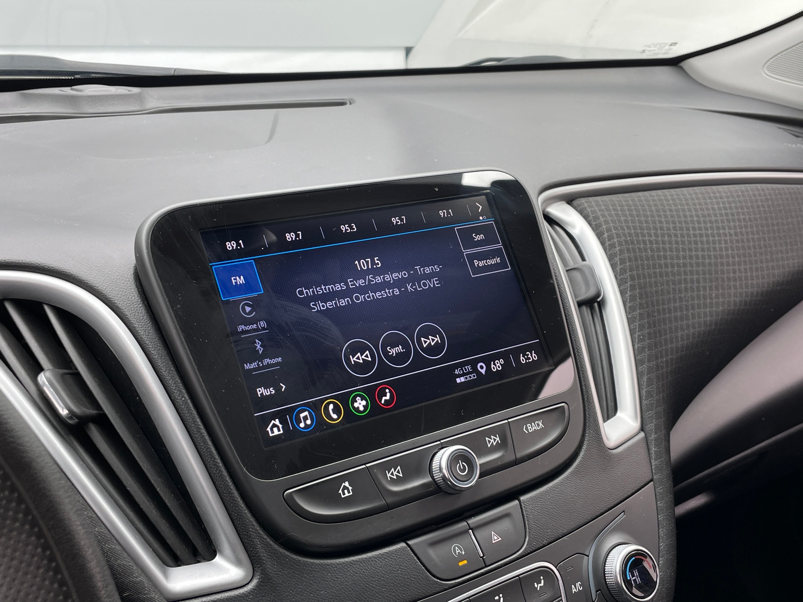 Thumbnail: 2023 Chevrolet Malibu - 4