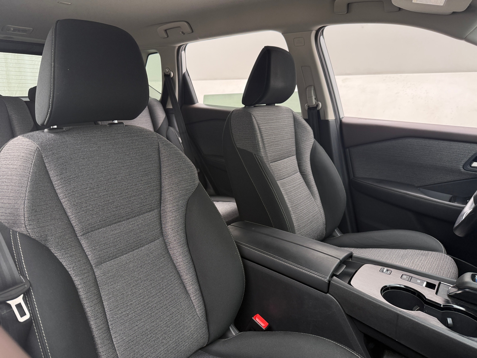 Thumbnail: 2022 Nissan Rogue - 2