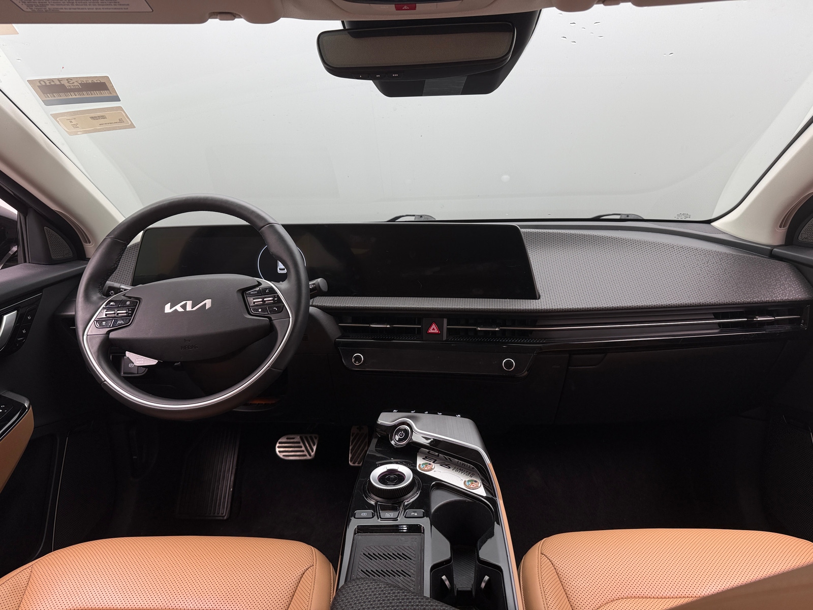 Thumbnail: 2023 Kia EV6 - 2