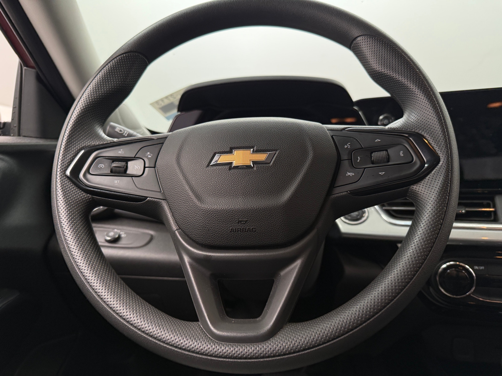 Thumbnail: 2024 Chevrolet Trax - 5