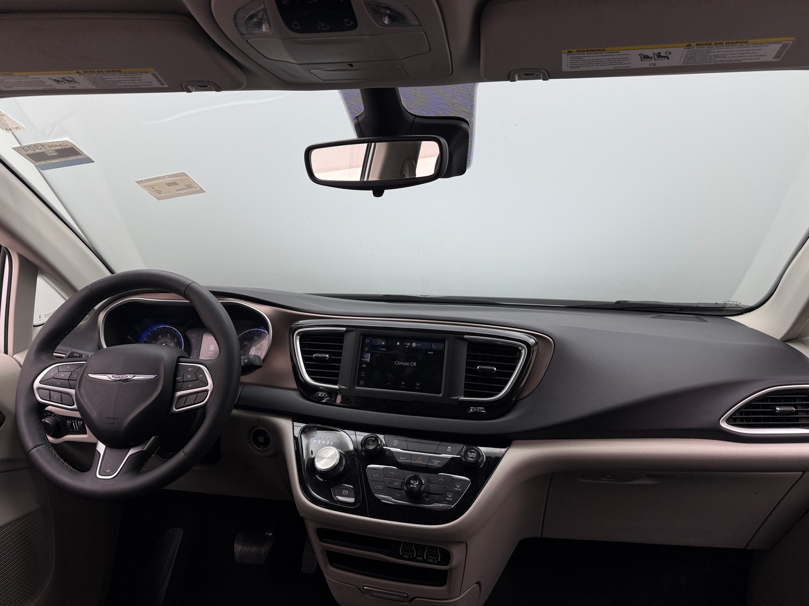 Thumbnail: 2024 Chrysler Voyager - 3