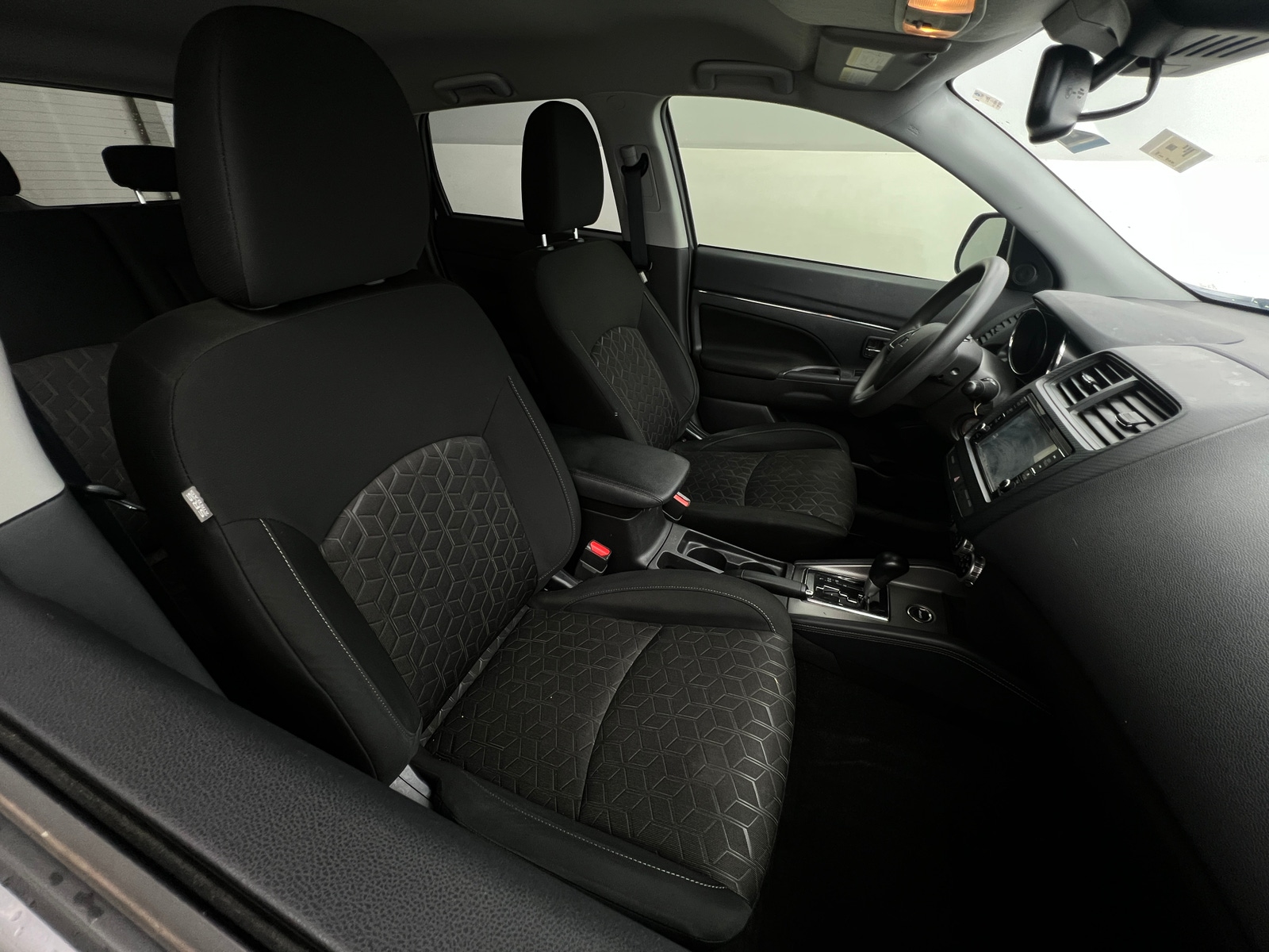 Thumbnail: 2024 Mitsubishi Outlander Sport - 2