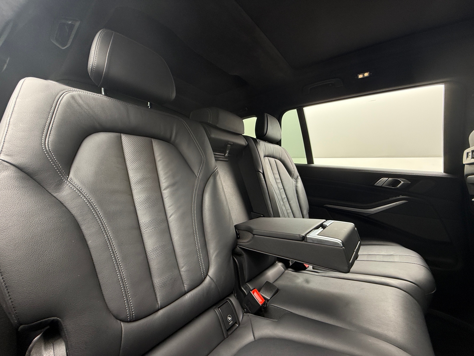 Thumbnail: 2022 BMW X7 - 5