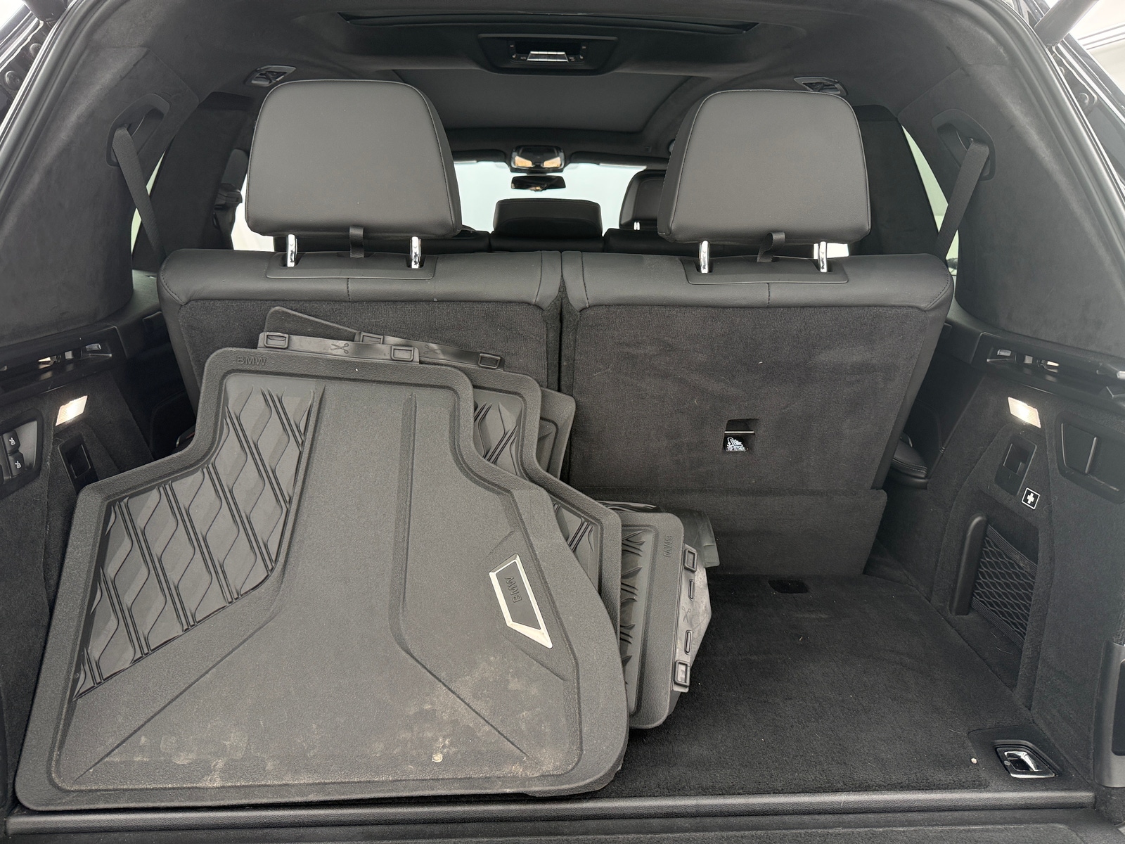 Thumbnail: 2022 BMW X7 - 6