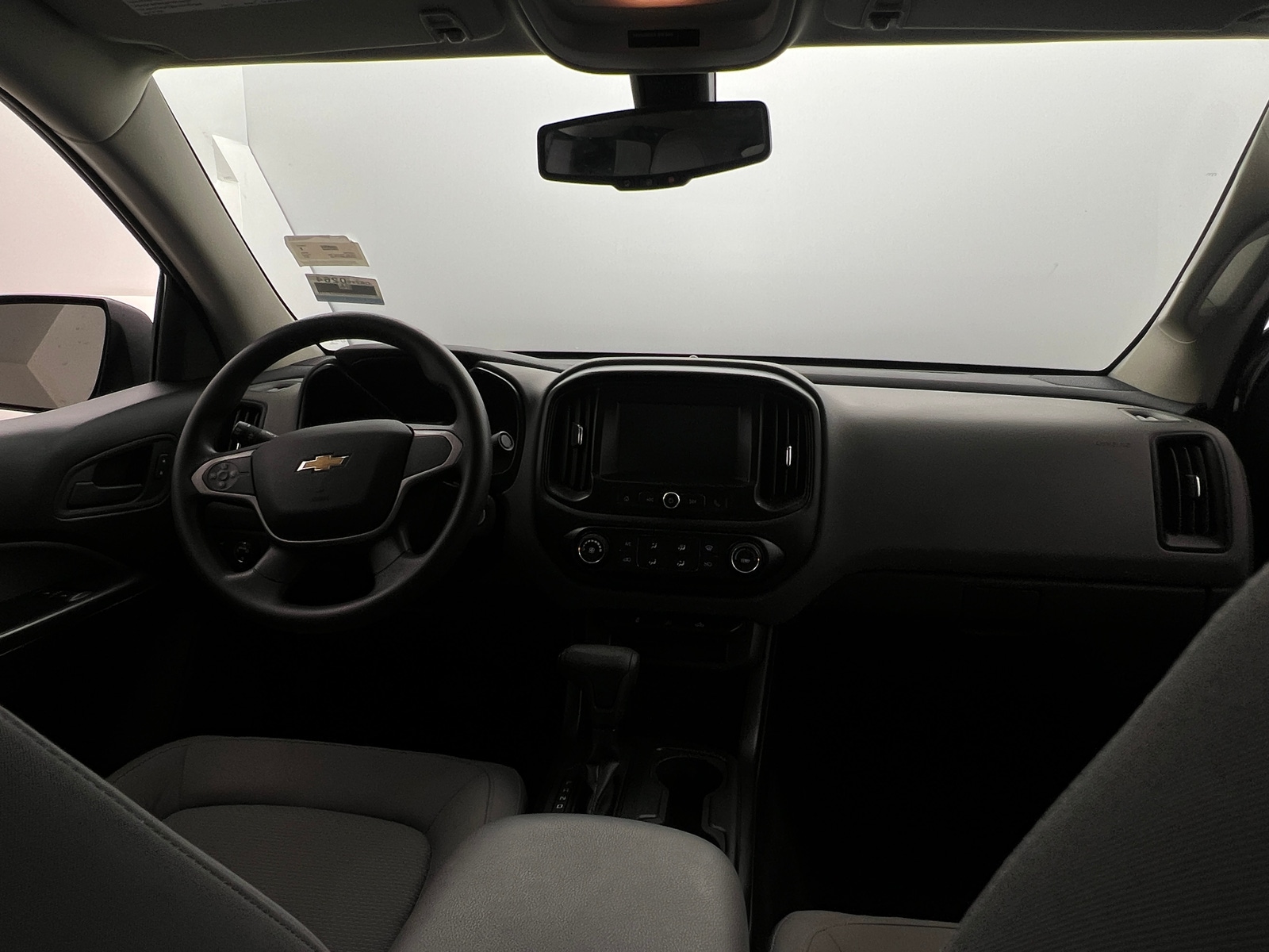 Thumbnail: 2017 Chevrolet Colorado - 3