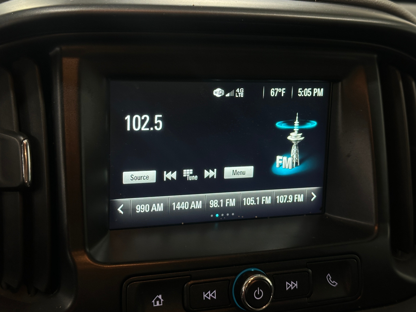 Thumbnail: 2017 Chevrolet Colorado - 4