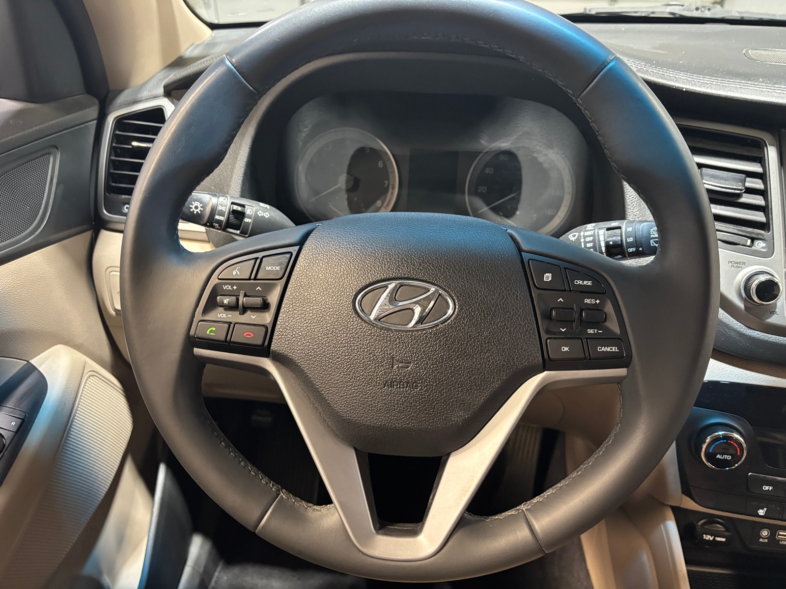 Thumbnail: 2018 Hyundai Tucson - 4