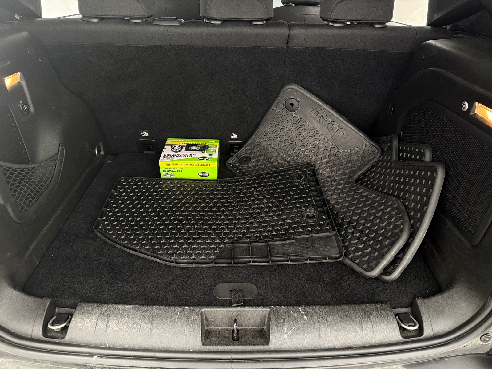 Thumbnail: 2017 Jeep Renegade - 7