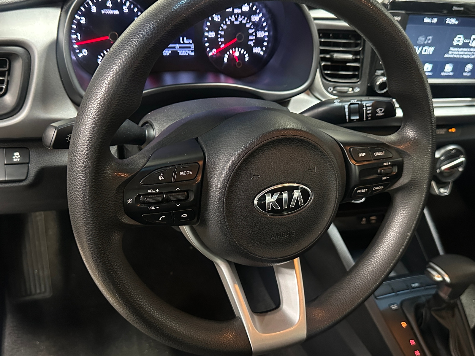 Thumbnail: 2020 Kia Rio - 5