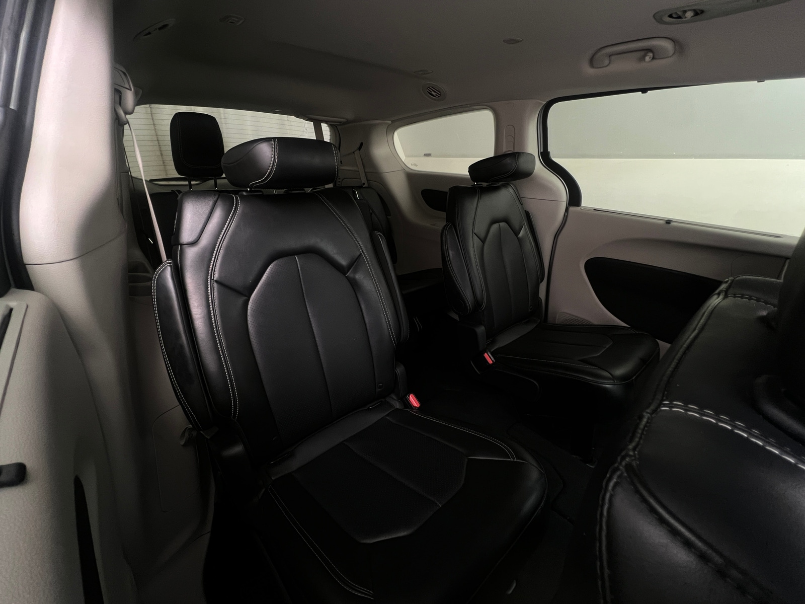 Thumbnail: 2024 Chrysler Pacifica - 5