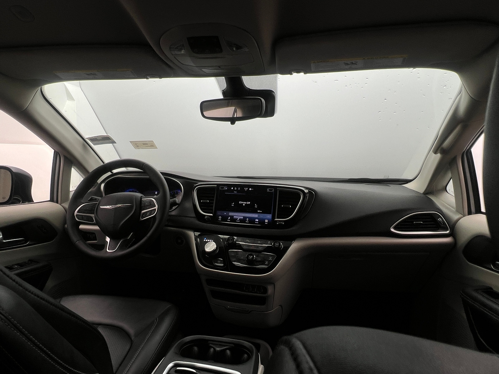 Thumbnail: 2024 Chrysler Pacifica - 2