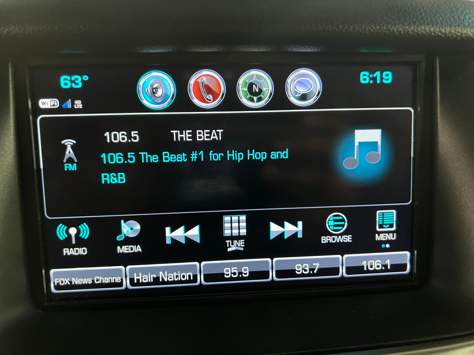 Thumbnail: 2020 Chevrolet Tahoe - 3