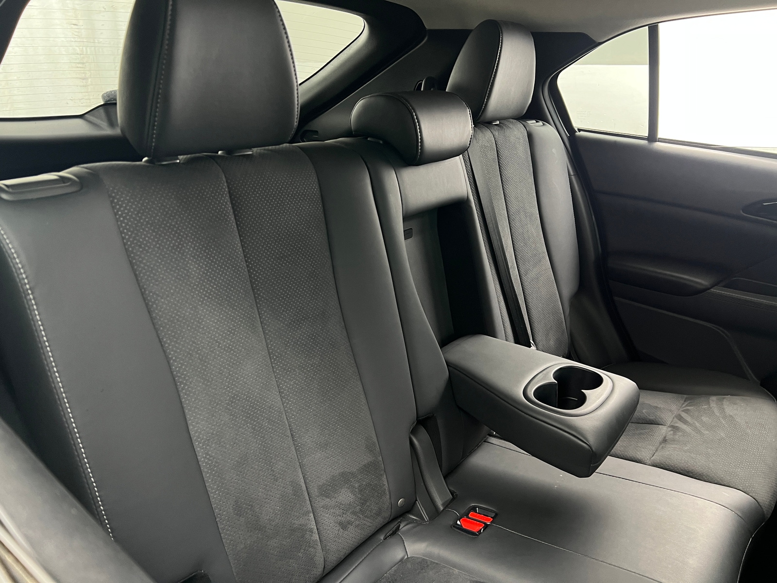 Thumbnail: 2022 Mitsubishi Eclipse Cross - 6