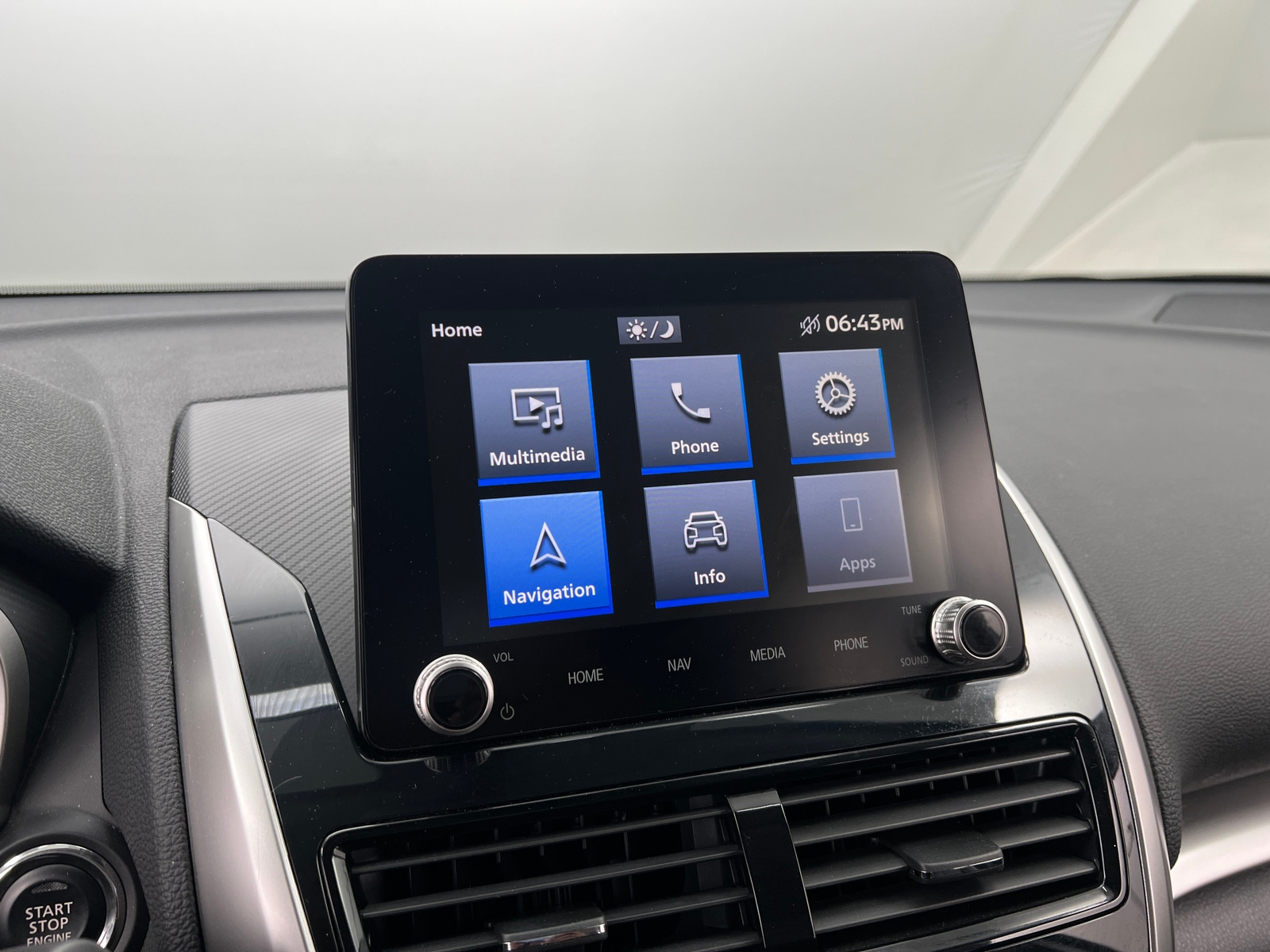 Thumbnail: 2022 Mitsubishi Eclipse Cross - 4