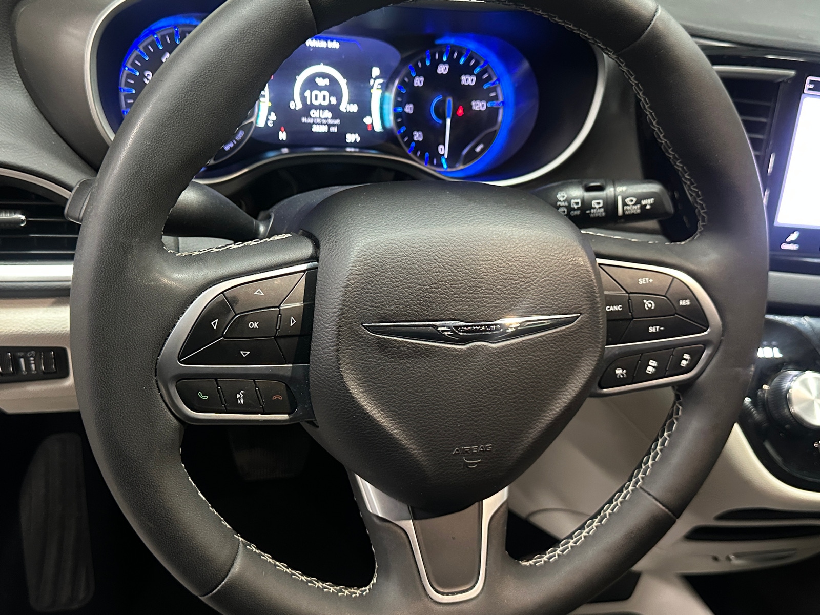 Thumbnail: 2024 Chrysler Pacifica - 4