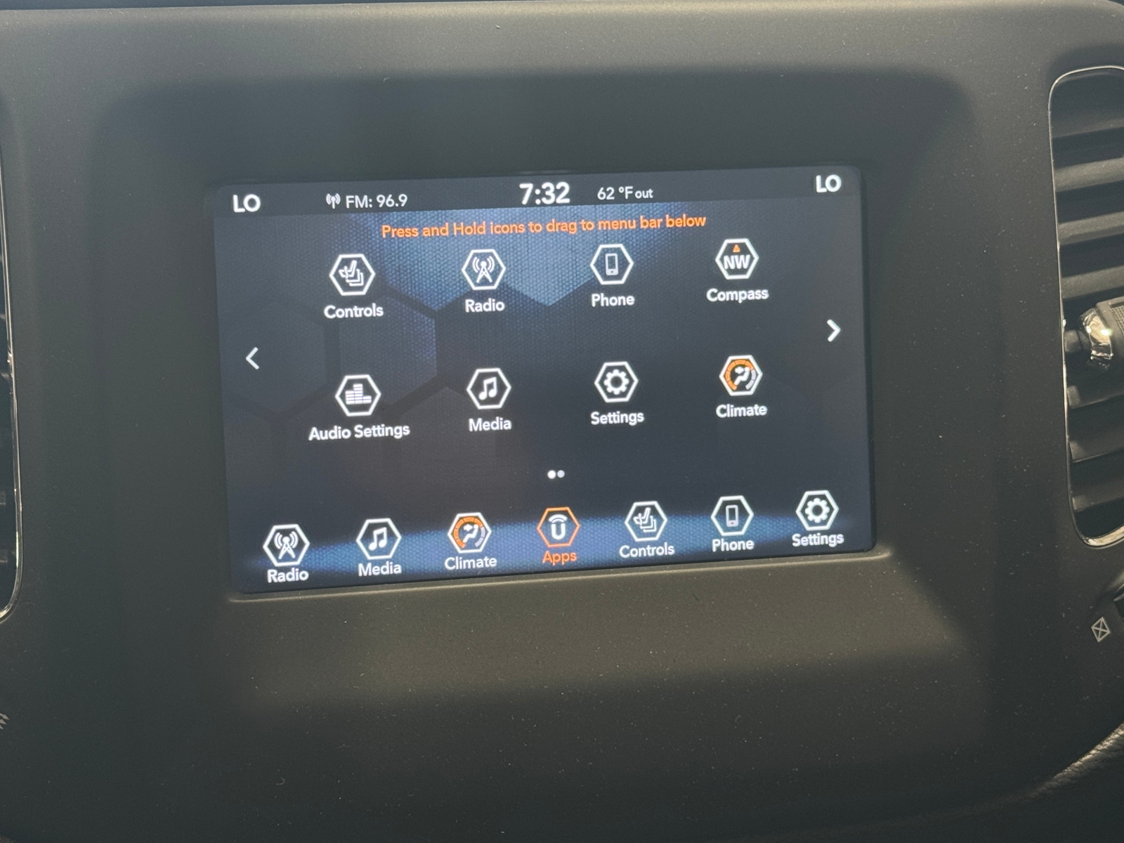 Thumbnail: 2019 Jeep Compass - 4