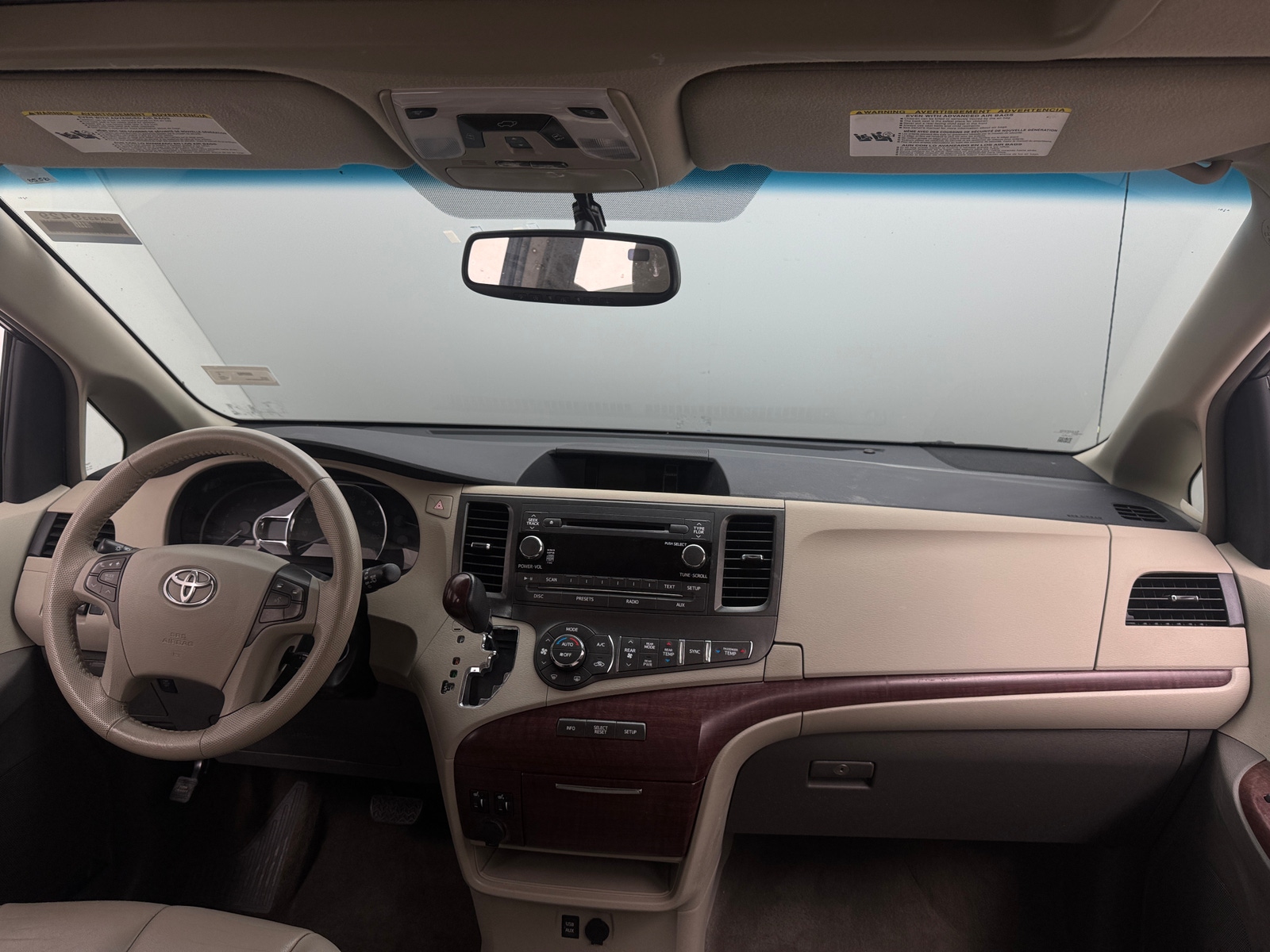 Thumbnail: 2012 Toyota Sienna - 3