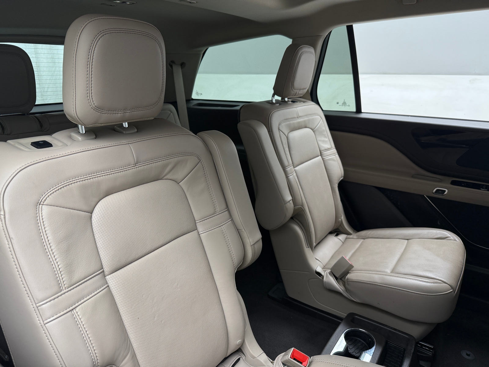 Thumbnail: 2023 Lincoln Aviator - 5