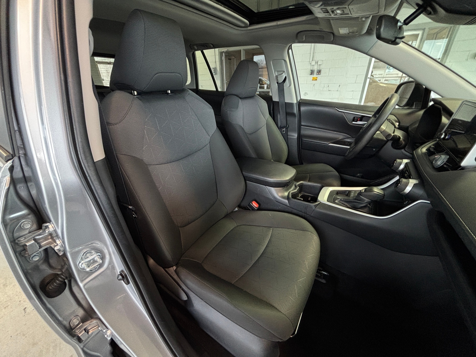 Thumbnail: 2025 Toyota RAV4 - 2