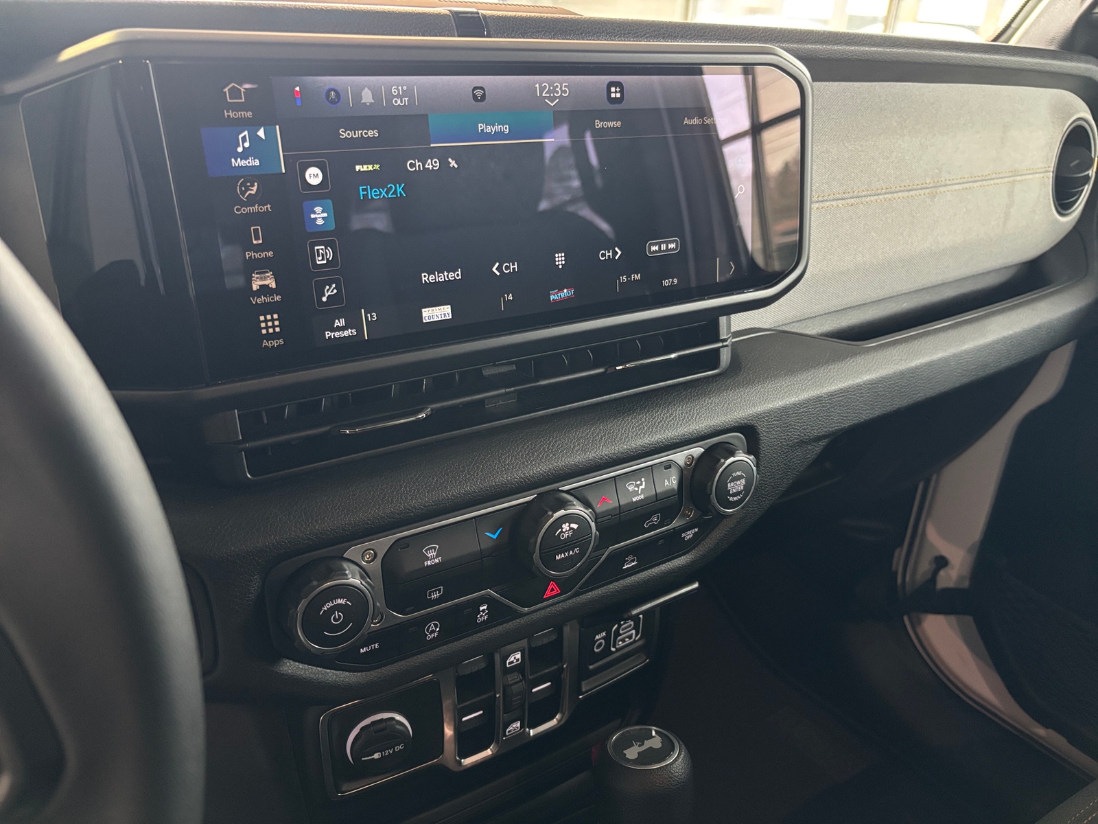 Thumbnail: 2025 Jeep Wrangler - 4