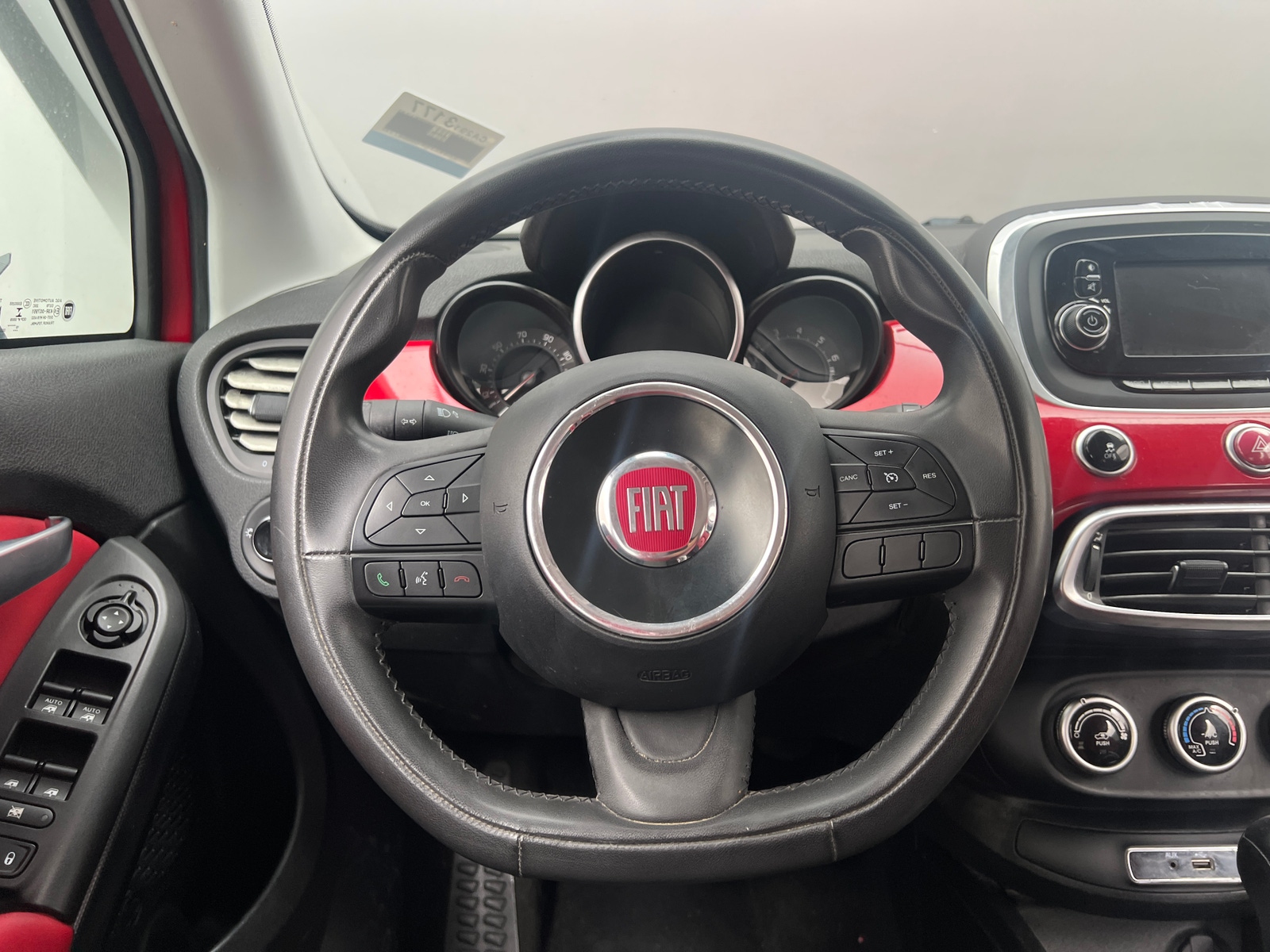 Thumbnail: 2016 Fiat 500X - 5