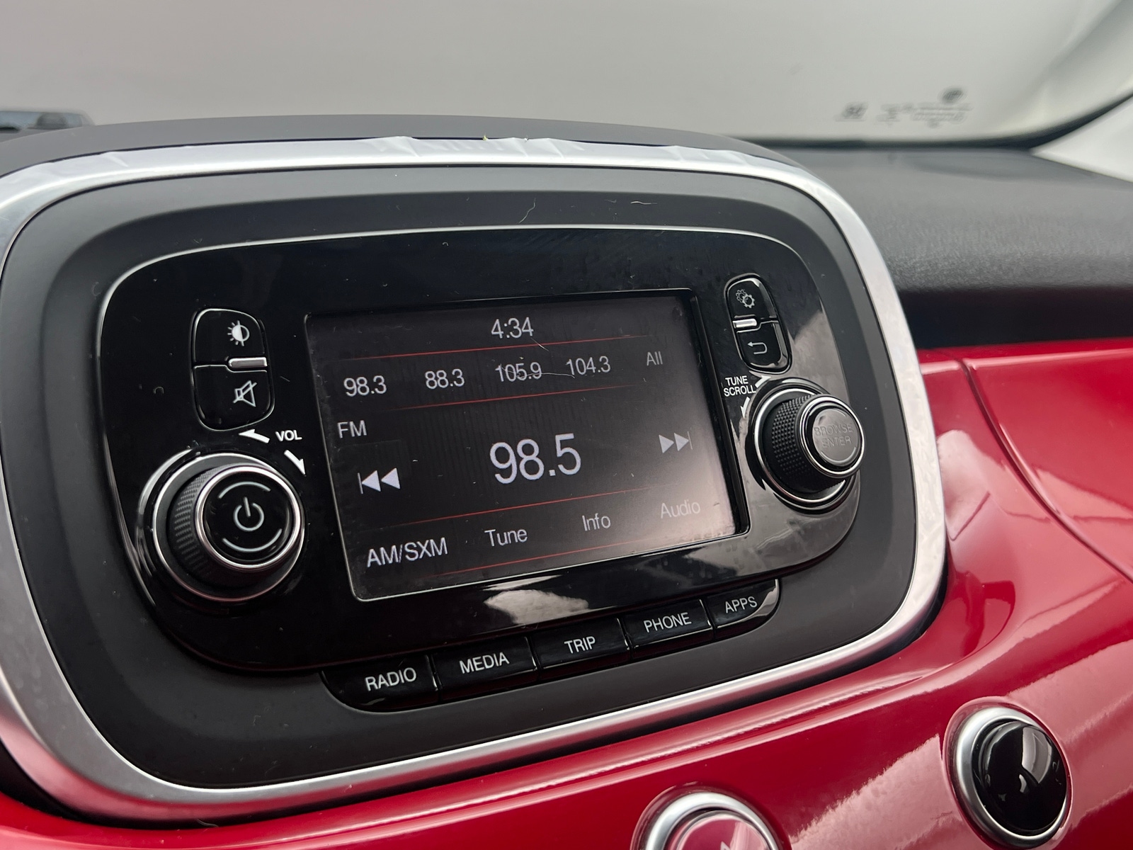 Thumbnail: 2016 Fiat 500X - 4