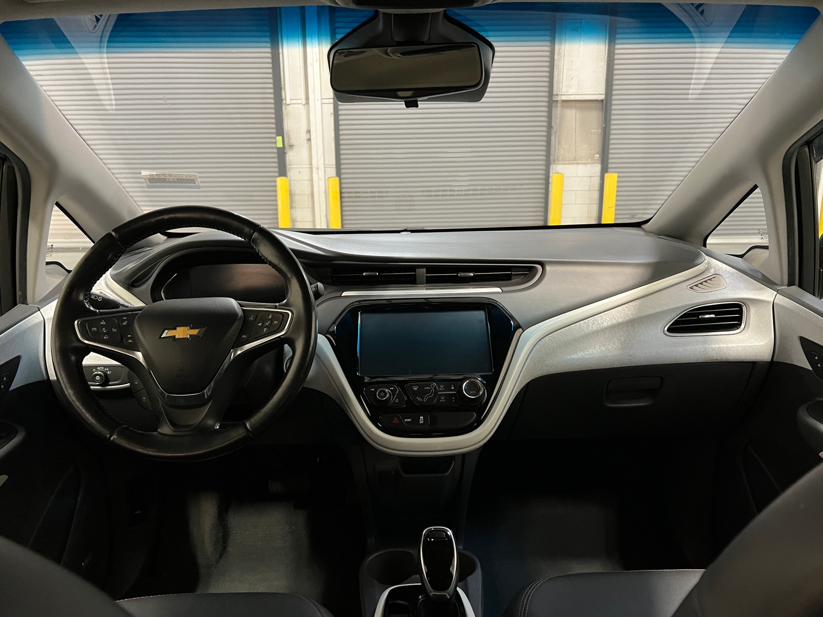 Thumbnail: 2019 Chevrolet Bolt EV - 2