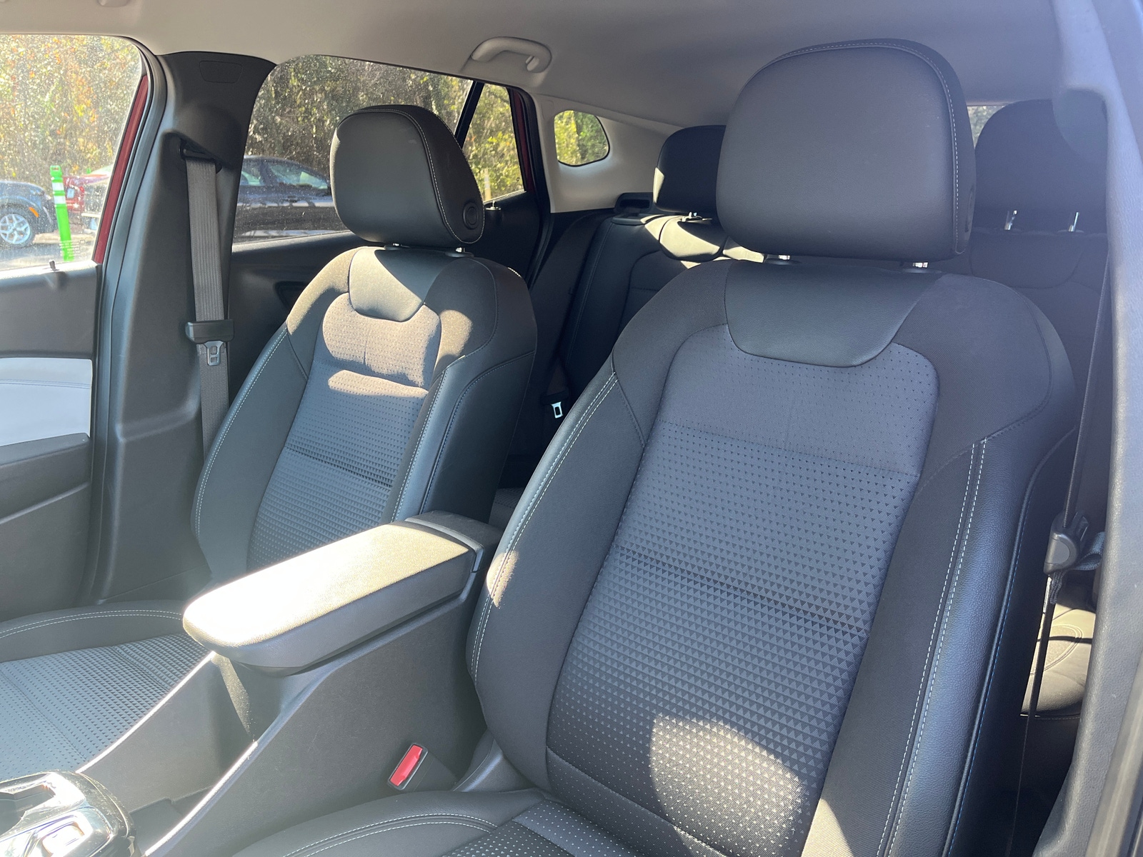 Thumbnail: 2025 Chevrolet Trax - 2