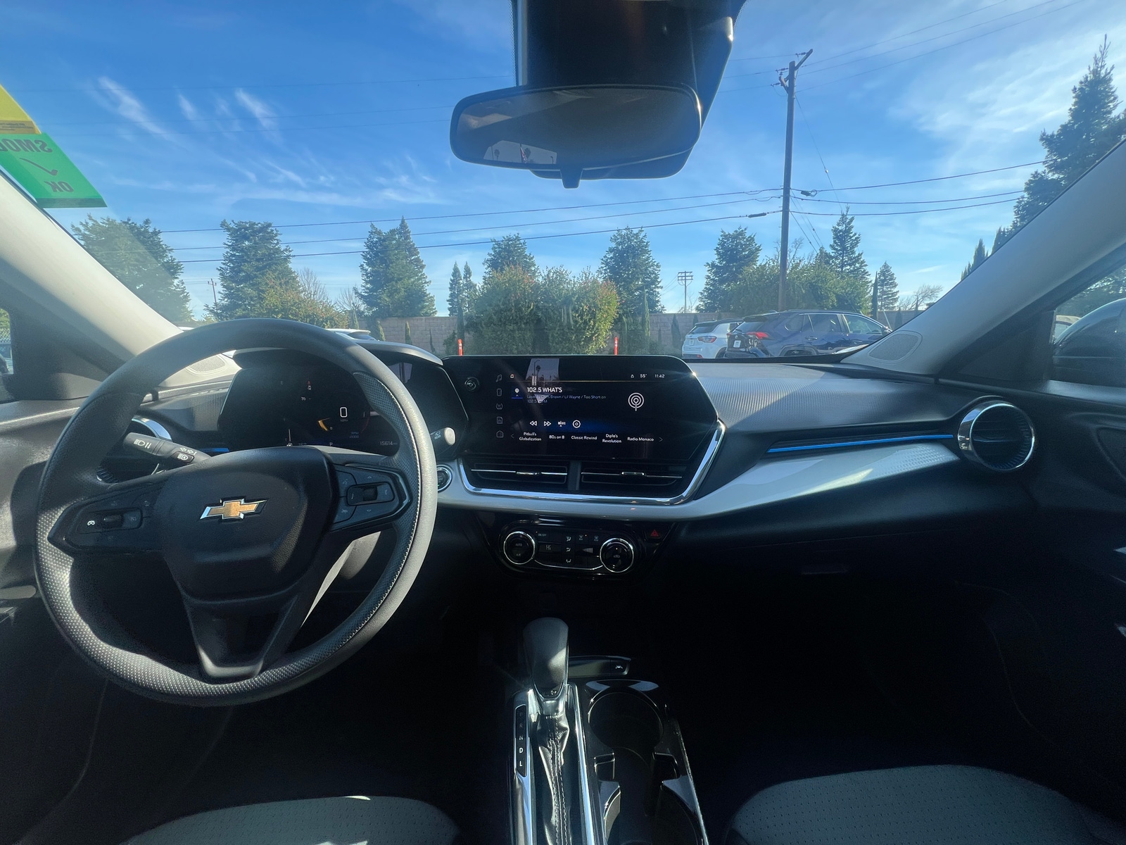 Thumbnail: 2025 Chevrolet Trax - 3