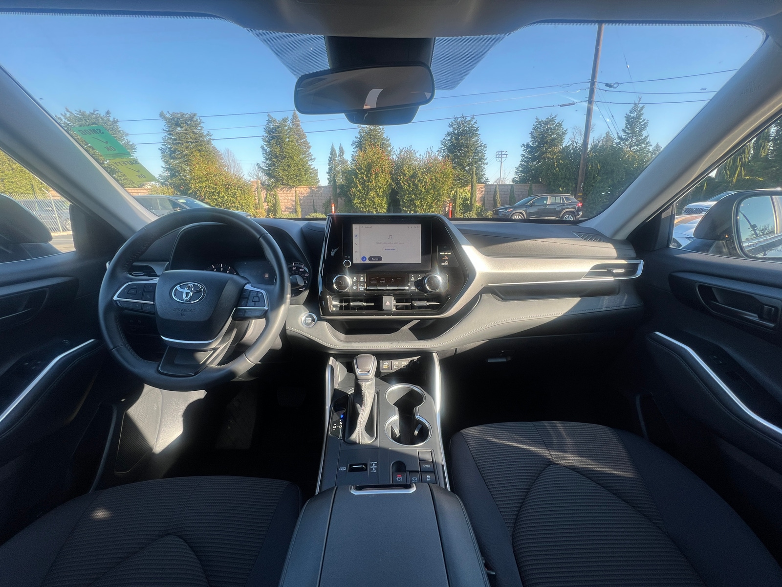 Thumbnail: 2025 Toyota Highlander - 3