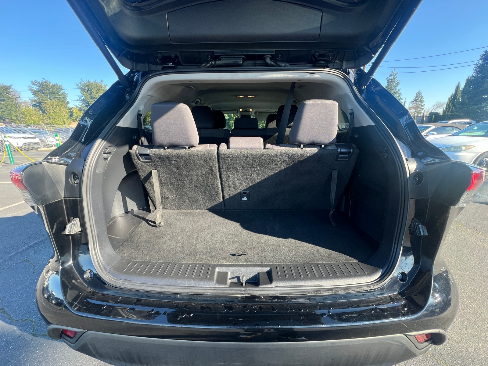 Thumbnail: 2025 Toyota Highlander - 7