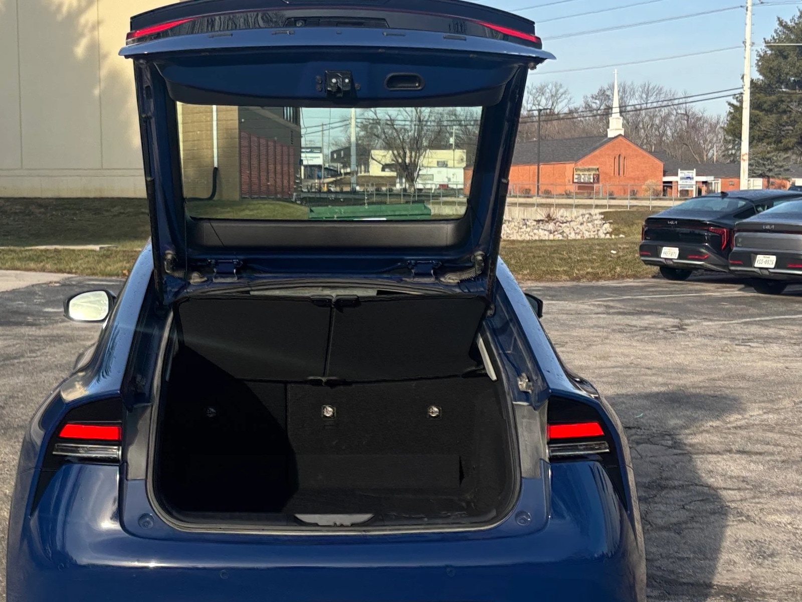 Thumbnail: 2025 Toyota Prius - 6