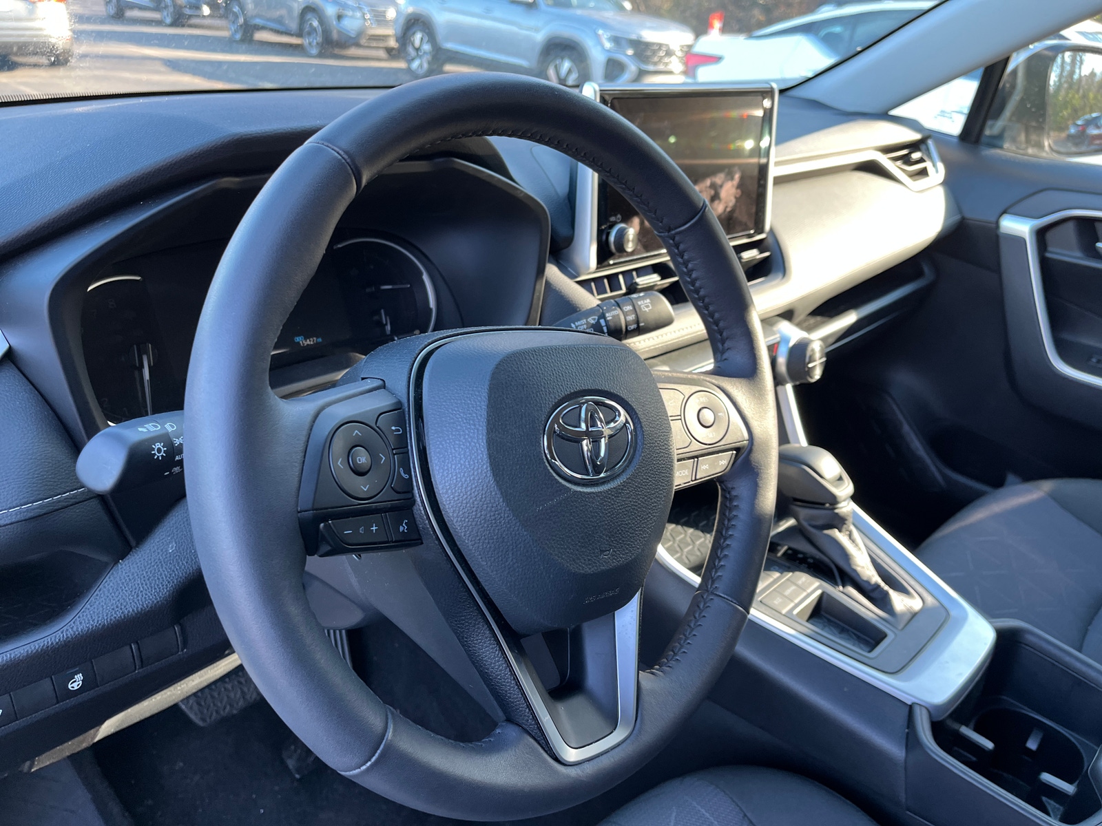 Thumbnail: 2025 Toyota RAV4 - 5