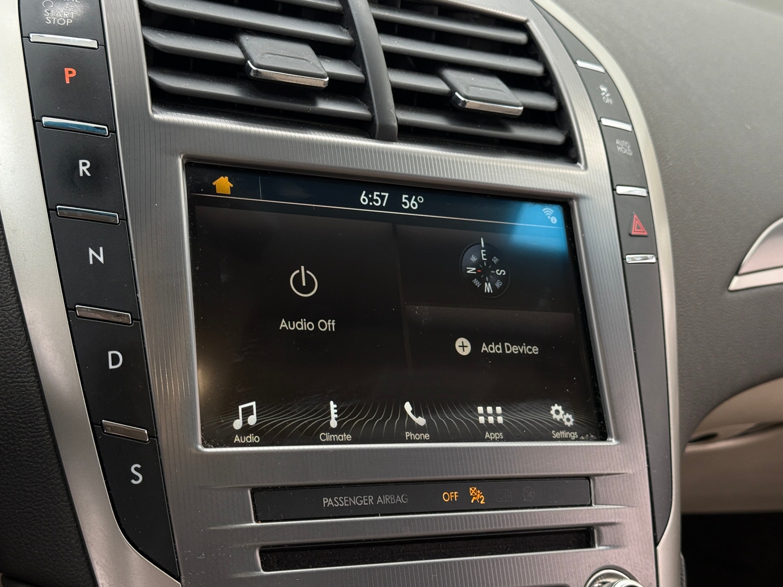 Thumbnail: 2017 Lincoln MKZ - 3