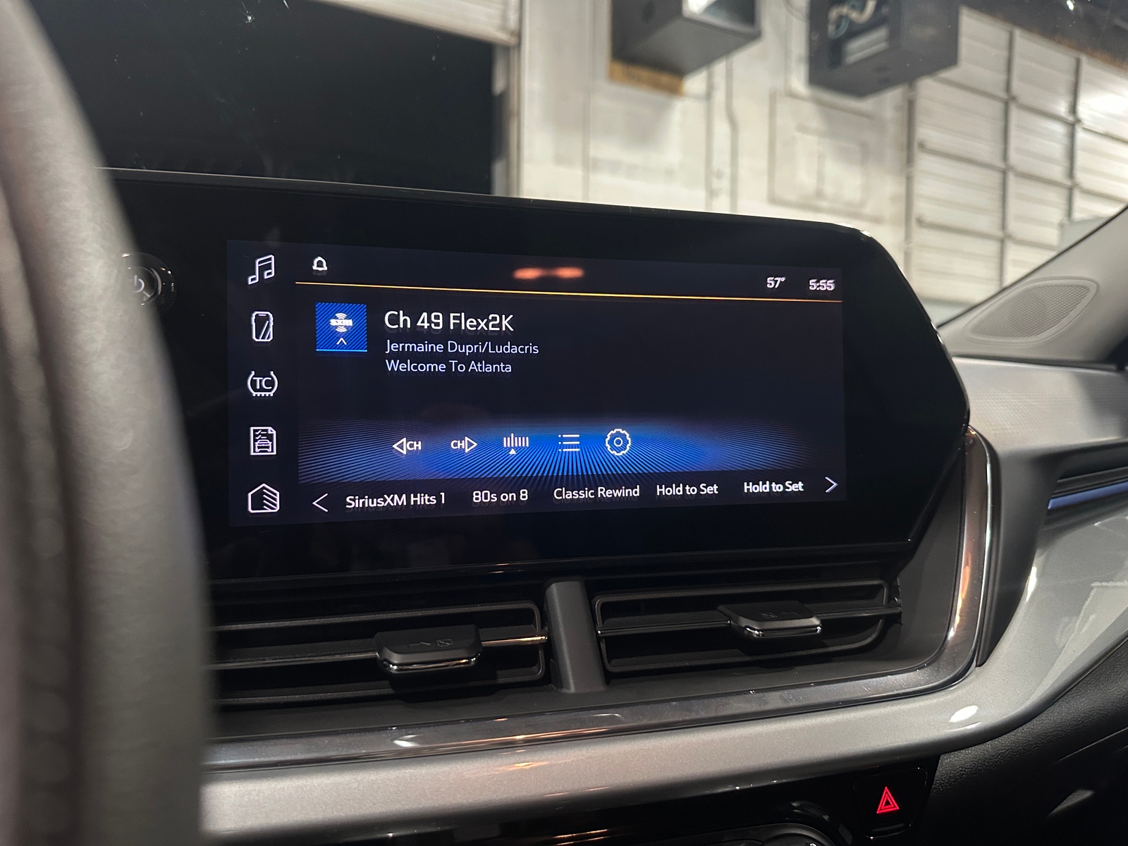 Thumbnail: 2025 Chevrolet Trax - 4