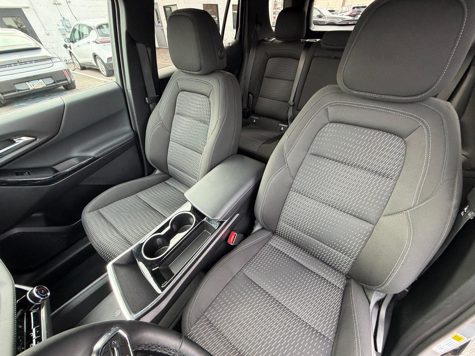 Thumbnail: 2025 Chevrolet Equinox - 2