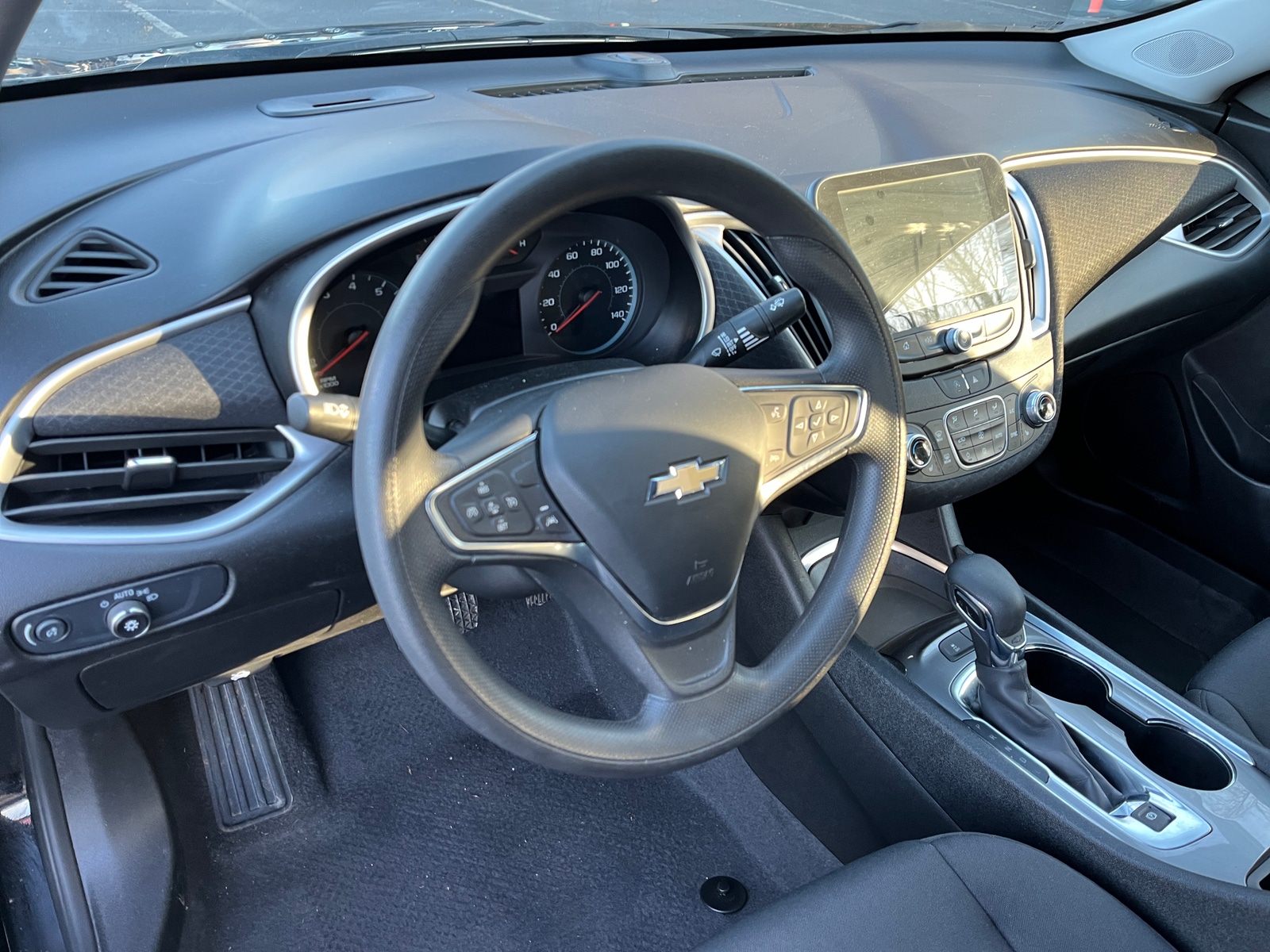 Thumbnail: 2024 Chevrolet Malibu - 5