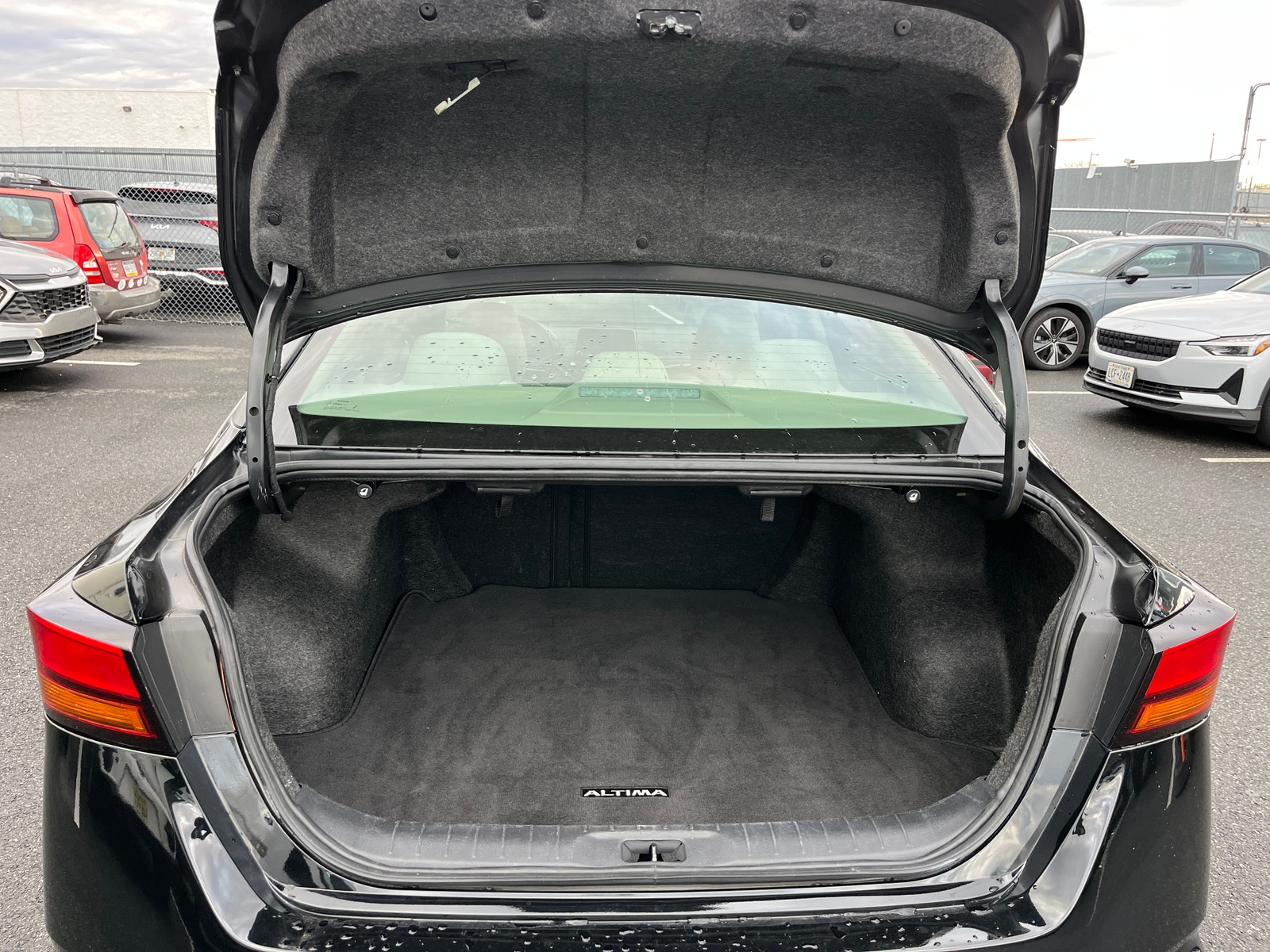 Thumbnail: 2025 Nissan Altima - 6