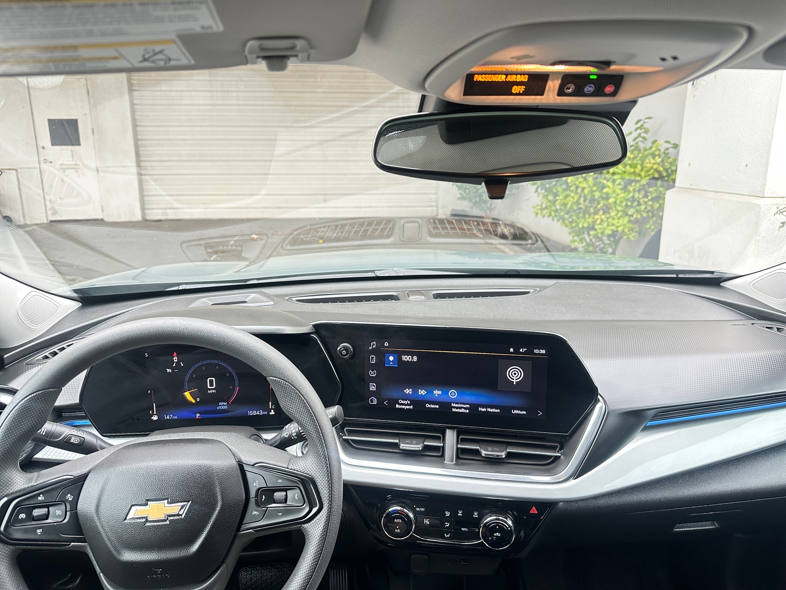 Thumbnail: 2025 Chevrolet Trax - 3