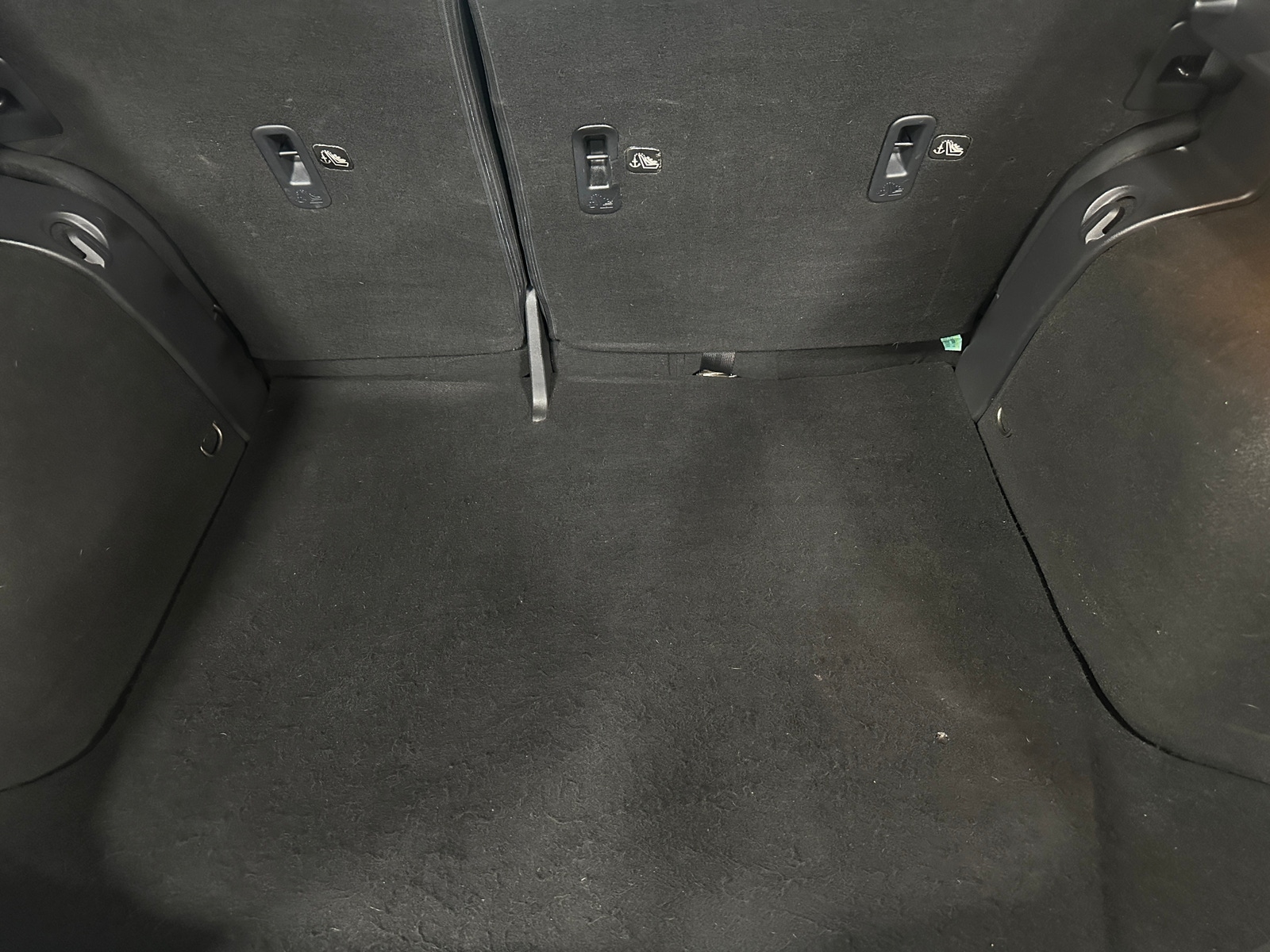 Thumbnail: 2021 Nissan Kicks - 7